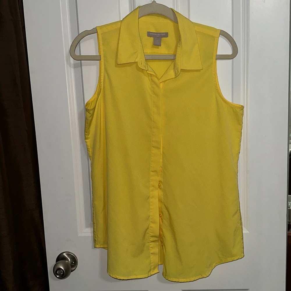 Banana Republic Factory yellow blouse size Medium